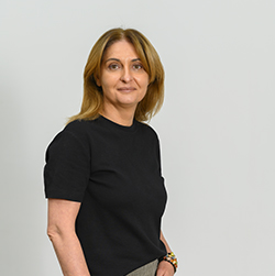 ელენე ახალაია